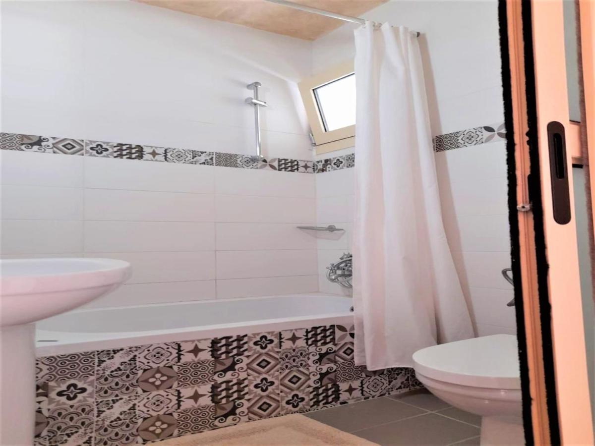 Room In Apartment - Beautiful And Spacious Room Near Cretan Sea Hersonissos  Exterior foto